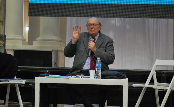 Conferencia: “El rol de la Universidad en el cambio de la Educación”