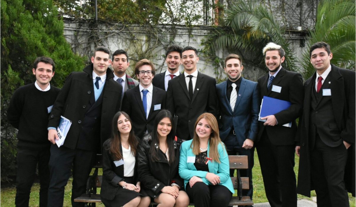 Estudiantes de la UCALP participaron del Modelo Internacional de Naciones Unidas