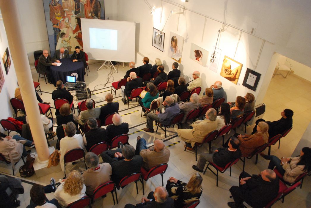 Emotivo homenaje al arquitecto Andrés Alemán