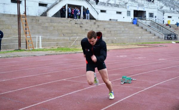 Nueva participación en el atletismo del alumno de la UCALP, Juan Manuel Ruiz