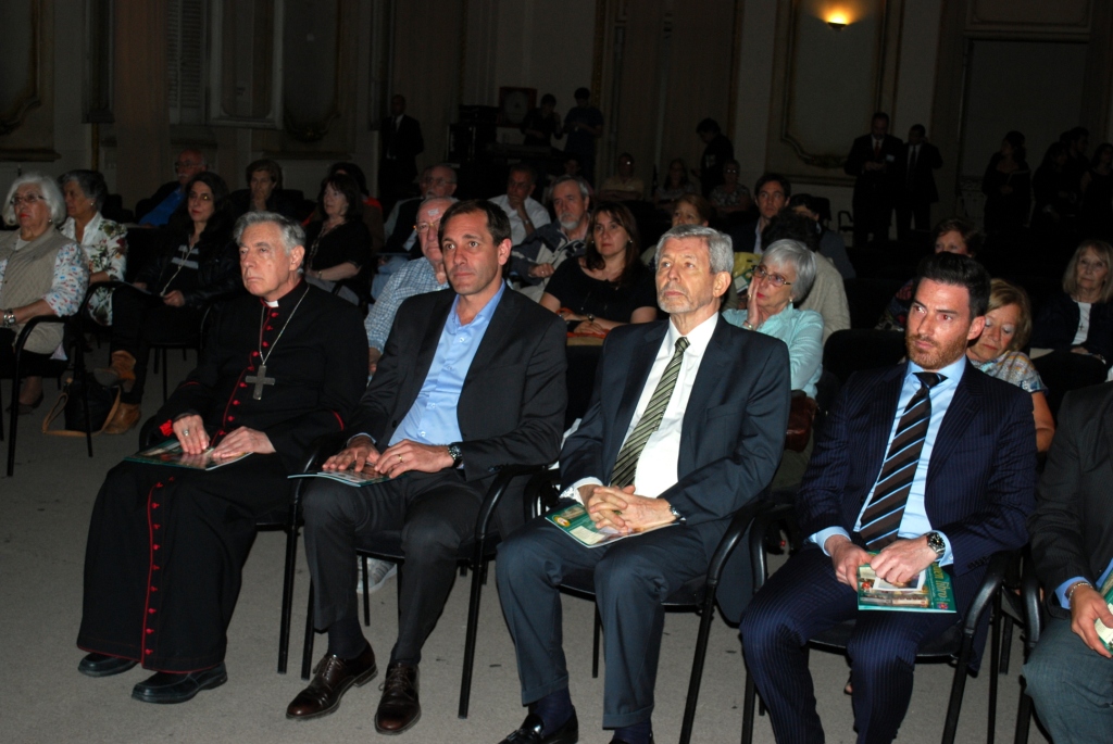 Exposición del Libro Católico en La Plata (1)
