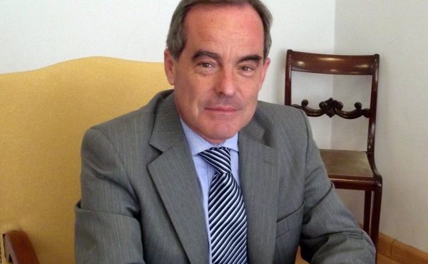 El Arzobispo de La Plata renueva el período Rectoral del Dr. HERNÁN MATHIEU