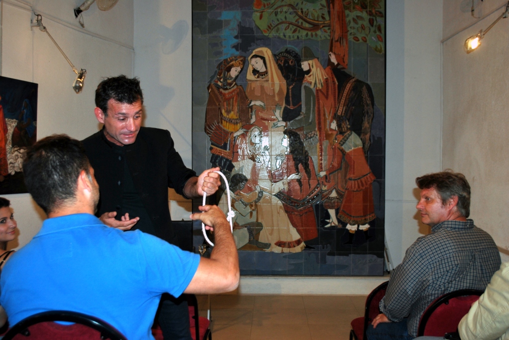 Encuentro con graduados de la Facultad de Arquitectura y Diseño