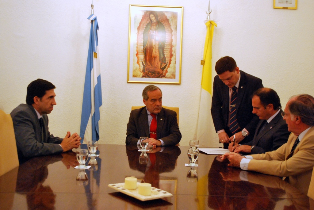 Convenio de colaboración UCALP - APDES