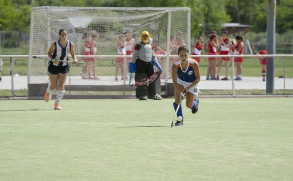 Triunfo del equipo de Hockey