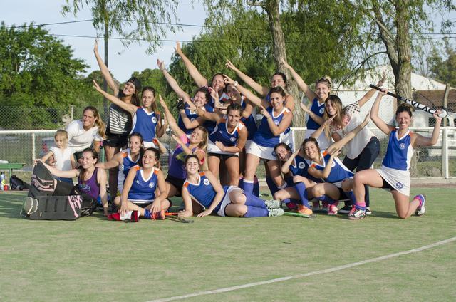 Gran temporada para el equipo de hockey de la UCALP