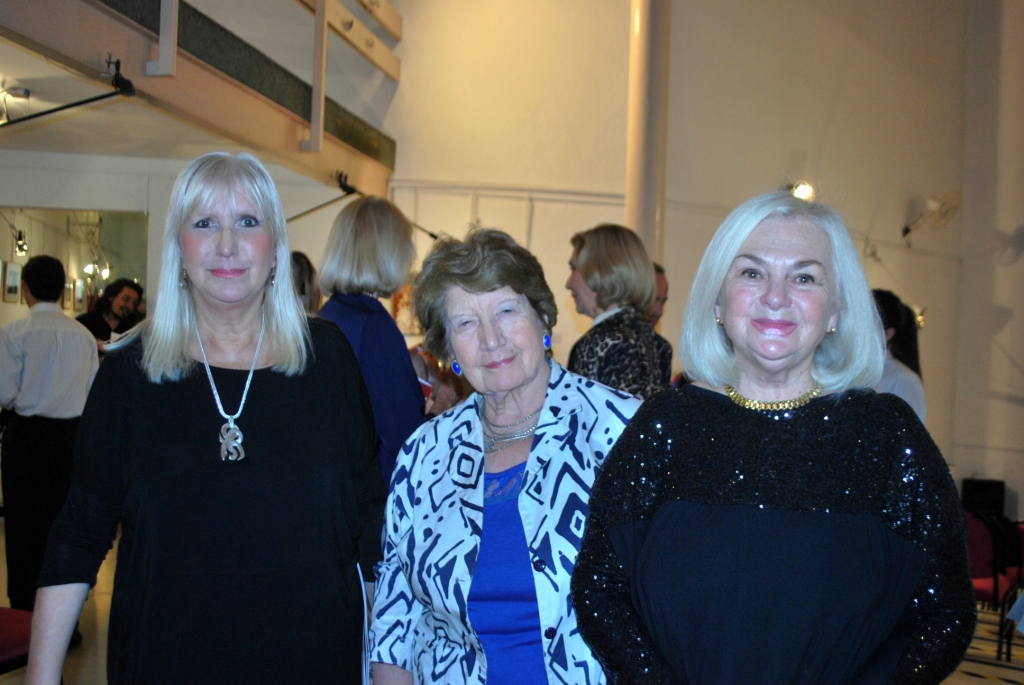 Se presentó la muestra de diciembre del Museo Beato Angélico