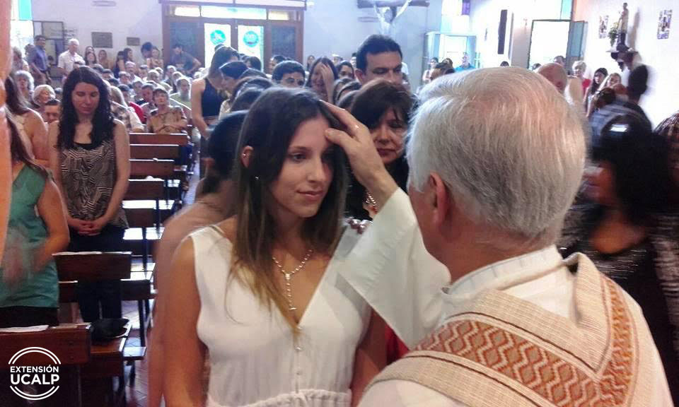  Alumnos de la Sede Bernal celebraron sacramentos