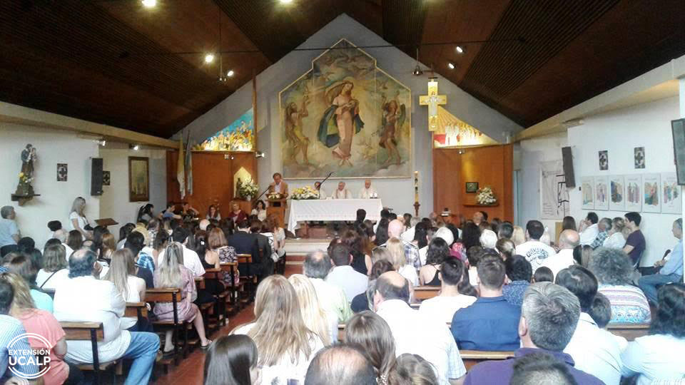 Alumnos de la Sede Bernal celebraron sacramentos