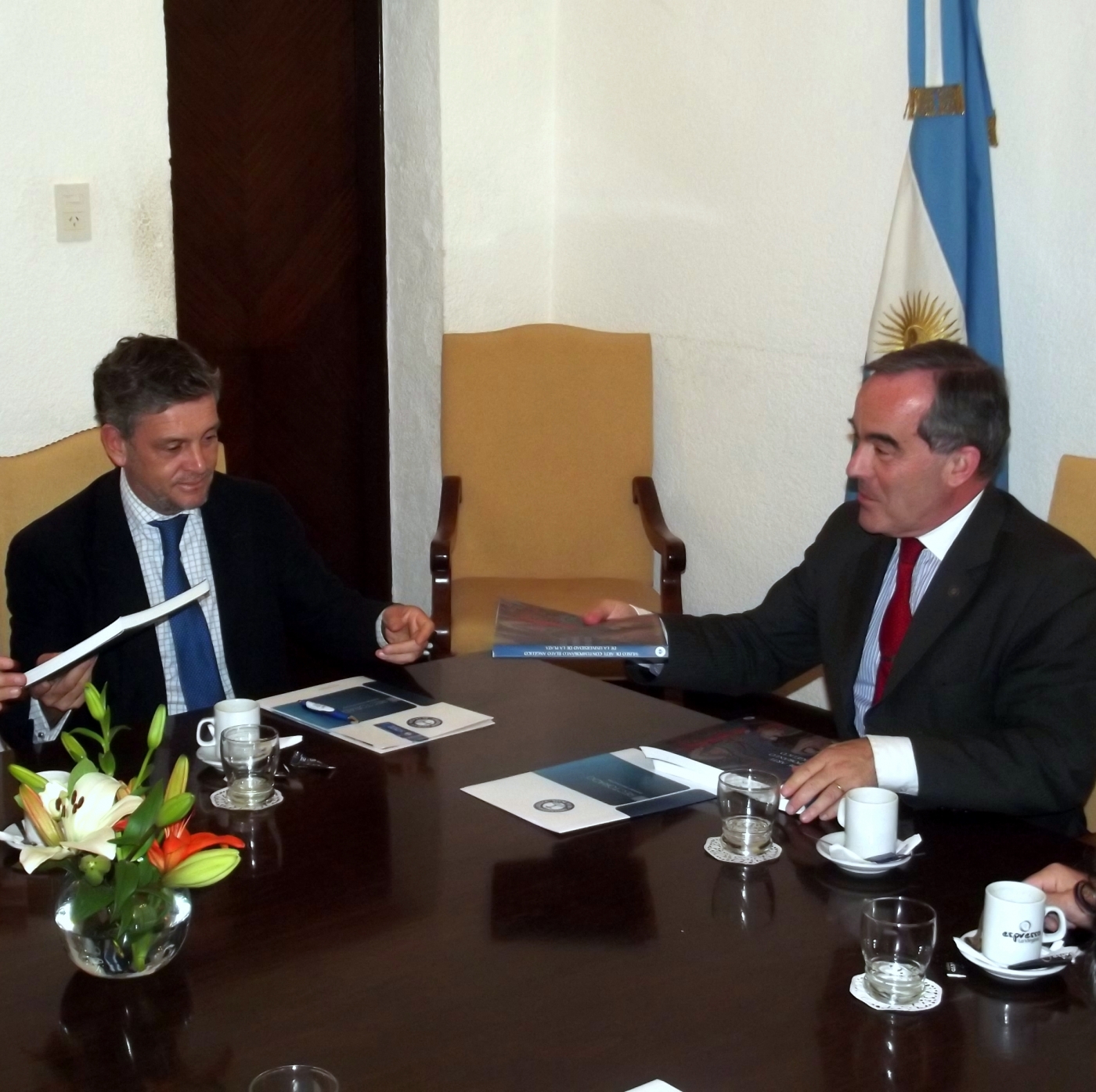 Reunión entre la UCALP y la Universidad Abat Oliba CEU