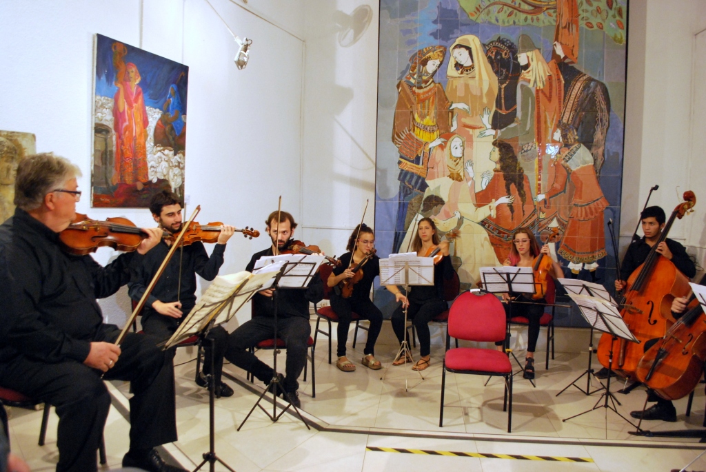 La UCALP presentó su primer libro institucional