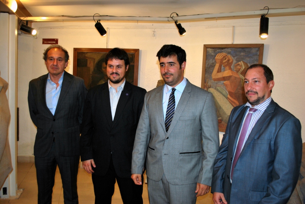 La UCALP presentó su primer libro institucional