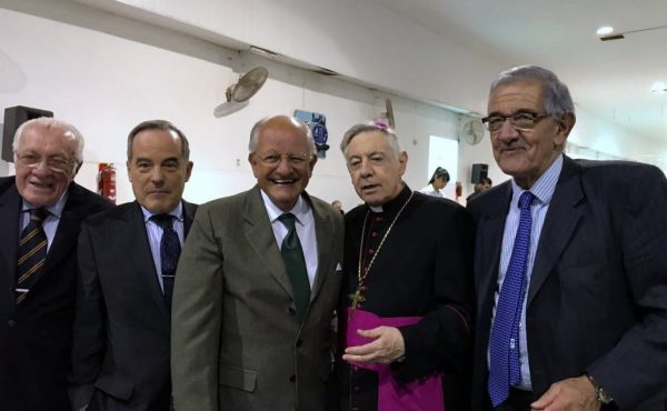 Monseñor Héctor Aguer celebró las Bodas de Plata Episcopales