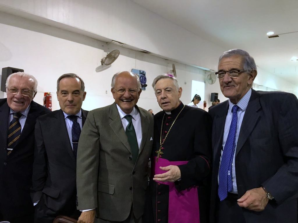 Monseñor Héctor Aguer celebró las Bodas de Plata Episcopales