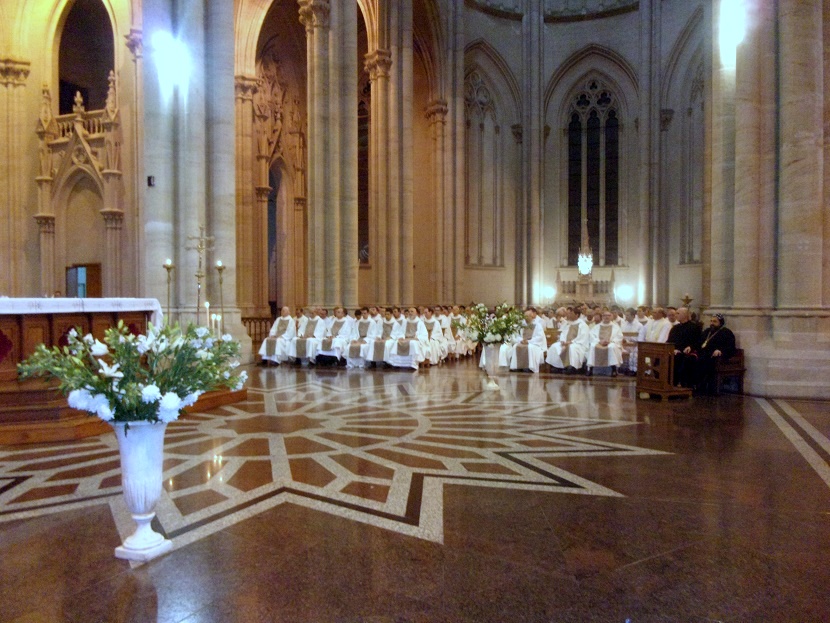 Monseñor Héctor Aguer celebró las Bodas de Plata Episcopales