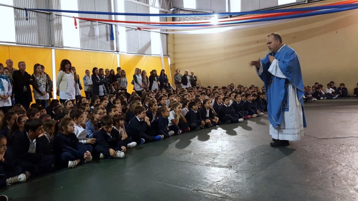 Santa Misa en el día de Nuestra Señora de Luján