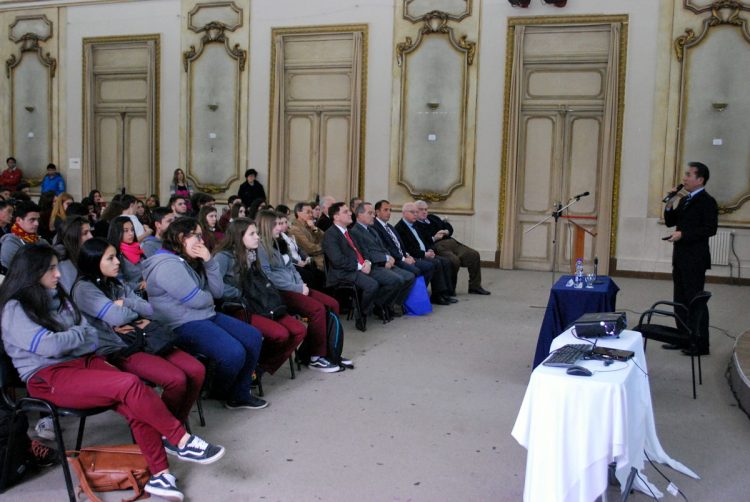 Embajador de Japon en la UCALP 2017 (4)