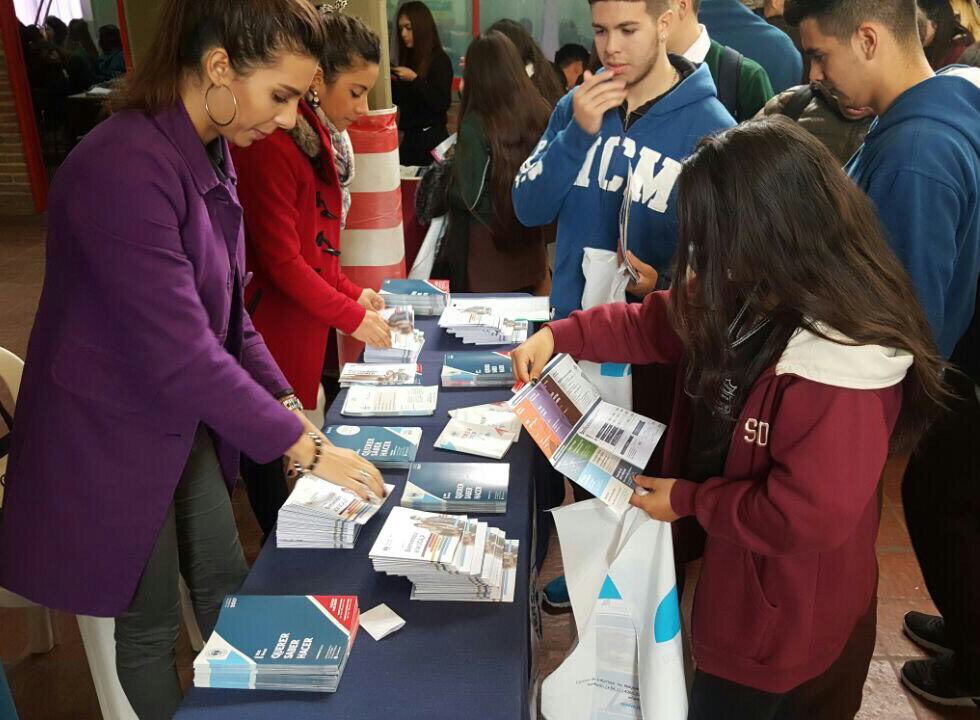La UCALP Sede Bernal continúa con el programa de visitas a colegios secundarios