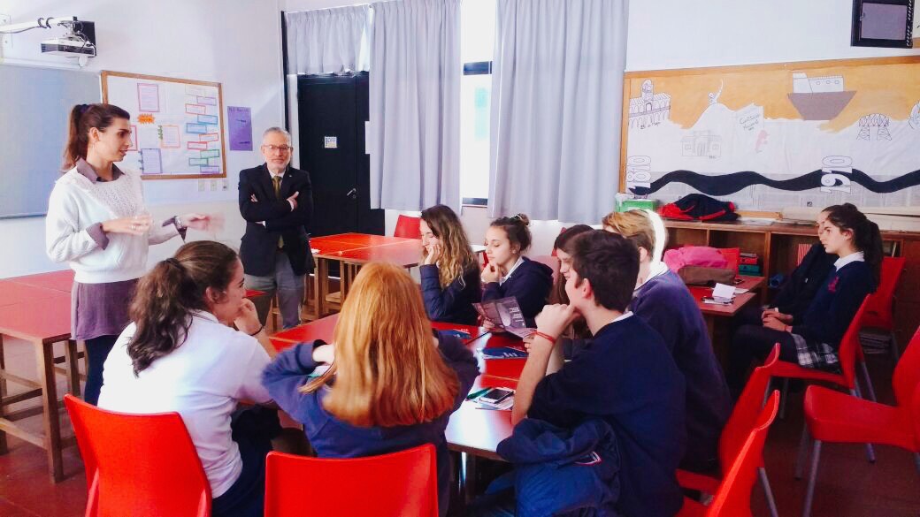 La UCALP Sede Bernal continúa con el programa de visitas a colegios secundarios