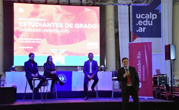 Entrega de Becas Santander a investigadores