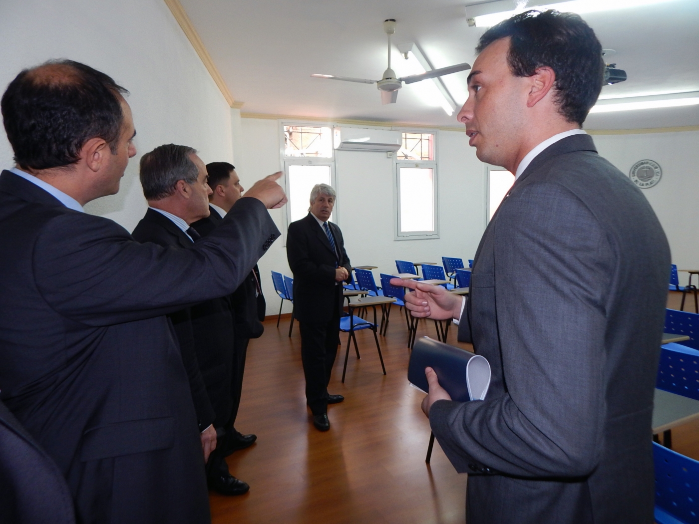 Visita de autoridades de la UCALP a la Sede Bernal 