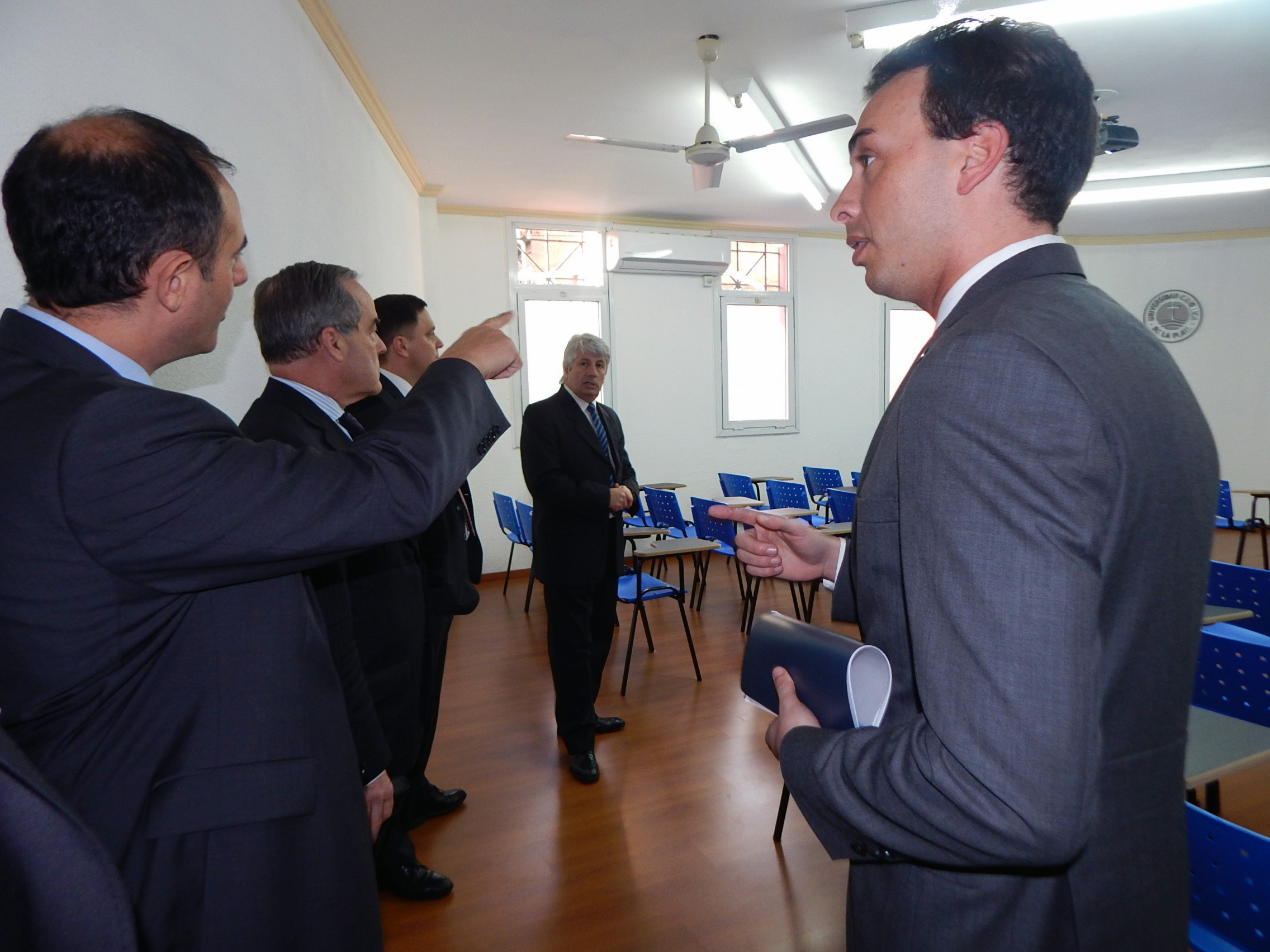 Visita de autoridades de la UCALP a la Sede Bernal (2)