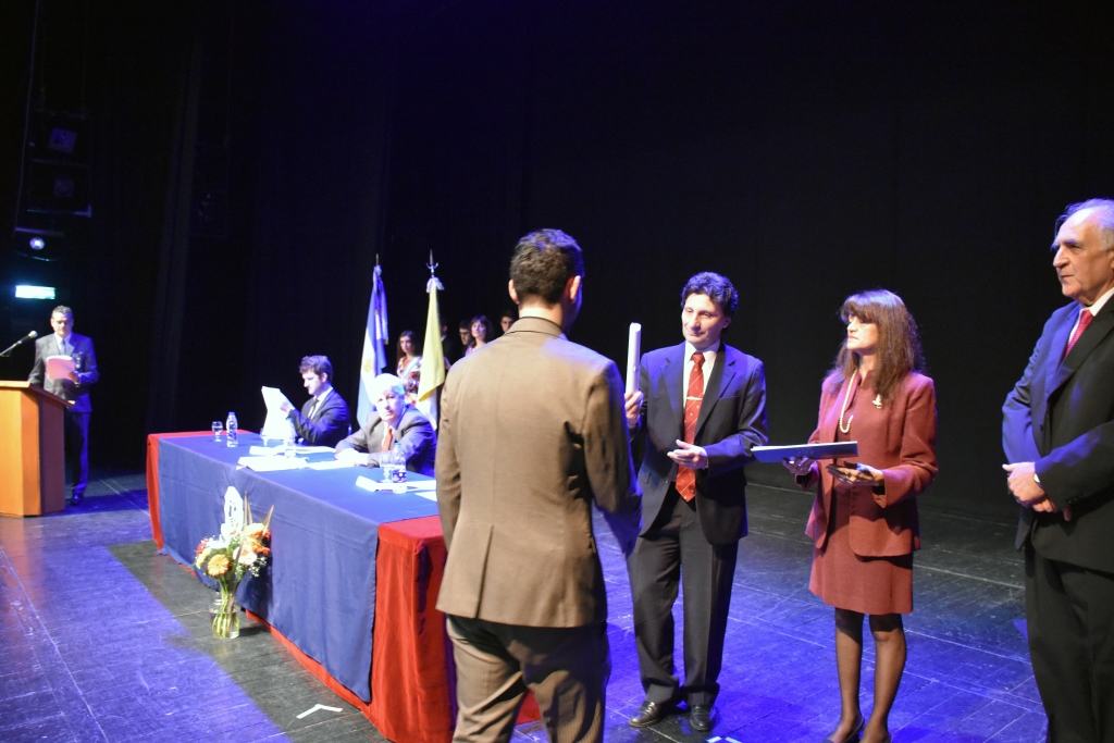 Acto de colación de la Facultad de Ciencias Económicas y Sociales