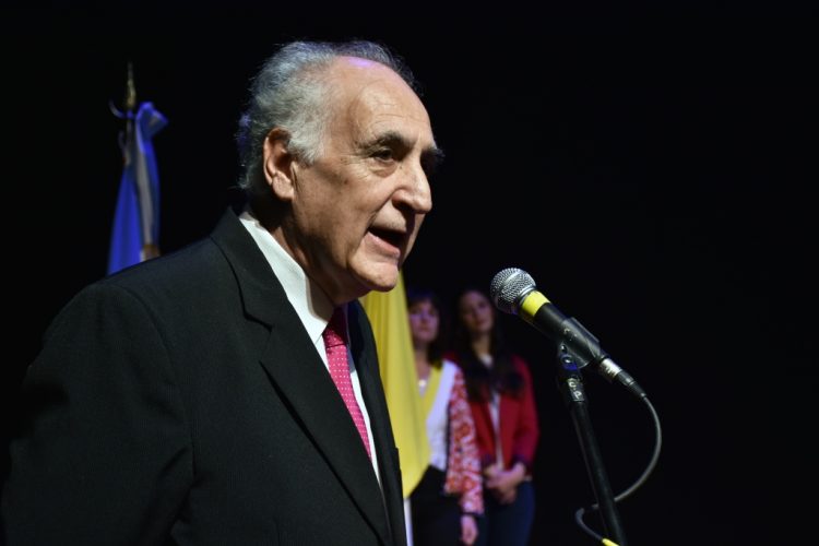 Acto de colación de la Facultad de Ciencias Económicas y Sociales