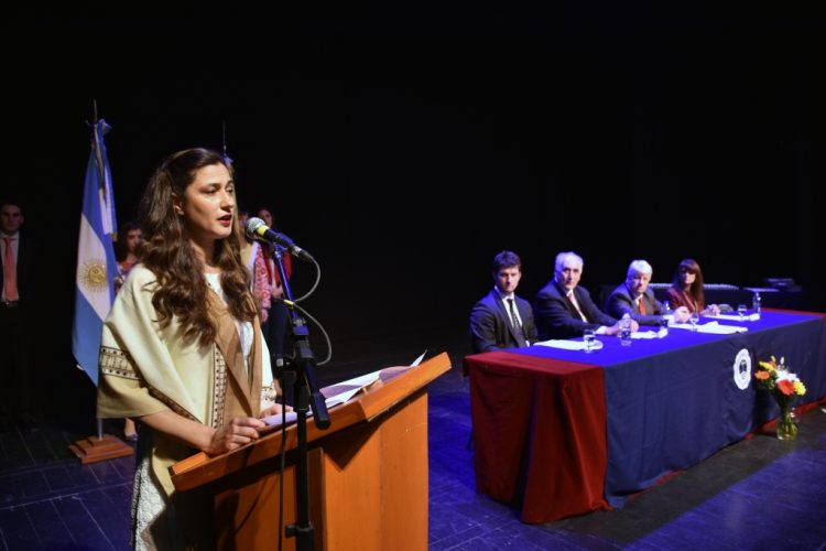 Acto de colación de la Facultad de Ciencias Económicas y Sociales