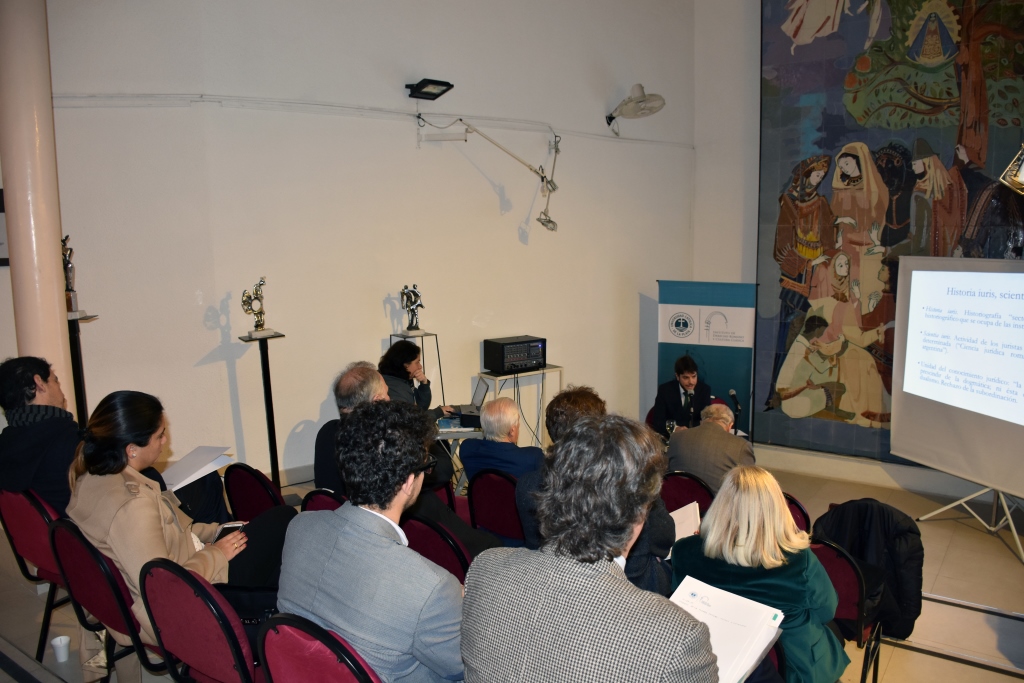 Latín jurídico y exégesis de las fuentes romanas