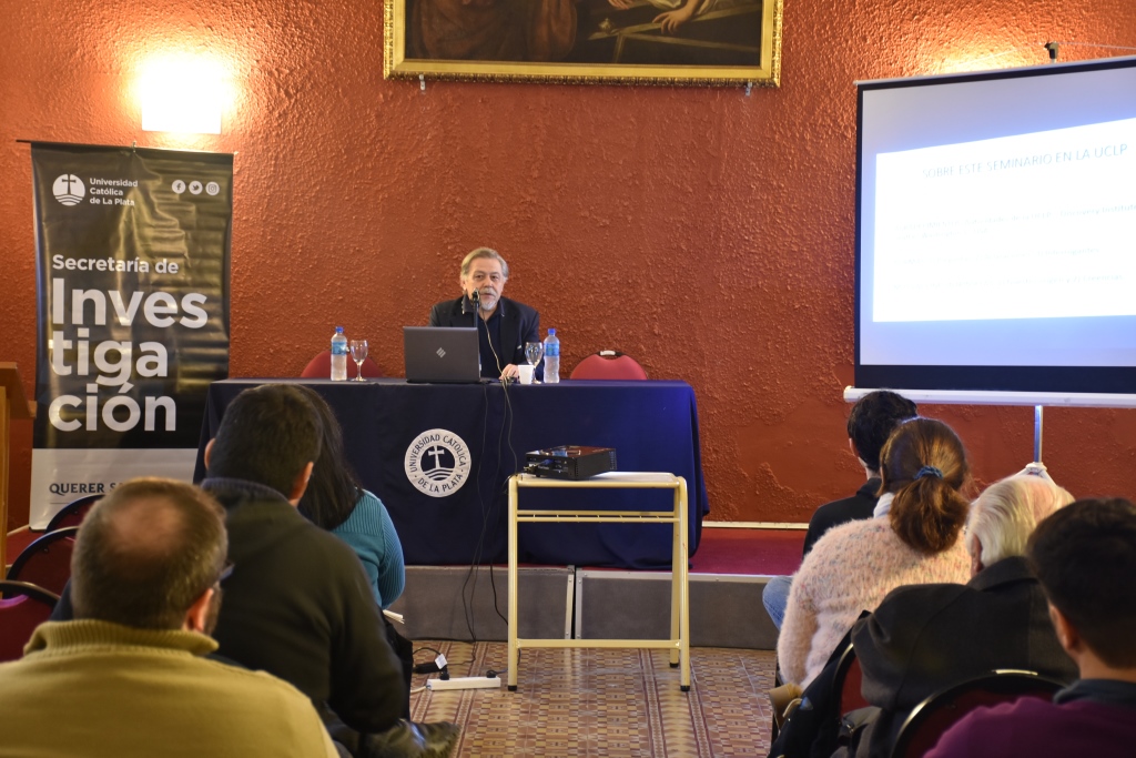 Comenzó el Curso Análisis Científico sobre las Teorías de la Evolución 