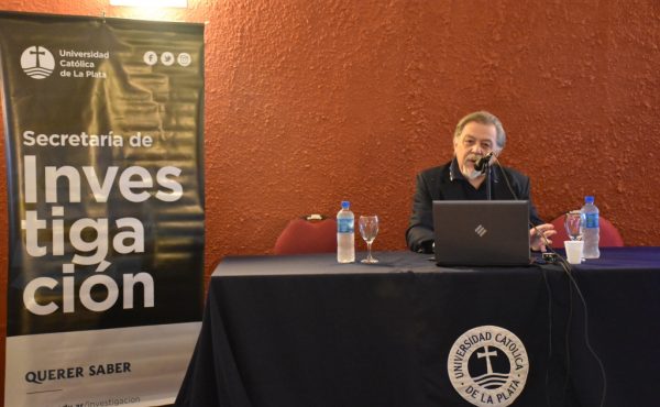 Comenzó el Curso Análisis Científico sobre las Teorías de la Evolución