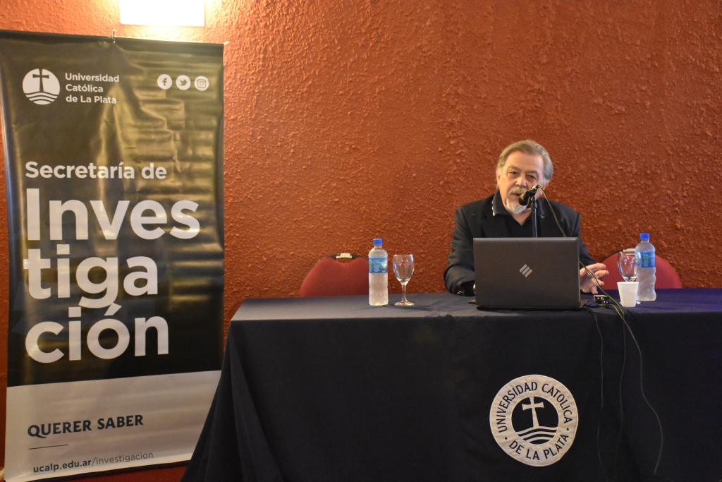 Comenzó el Curso Análisis Científico sobre las Teorías de la Evolución