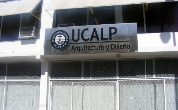 Nueva acreditación de la carrera de Arquitectura por parte de CONEAU