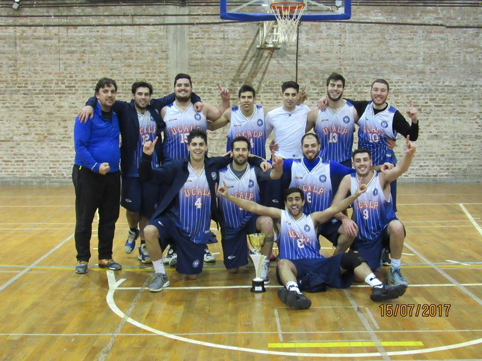 El equipo de básquet de la UCALP se consagró campeón