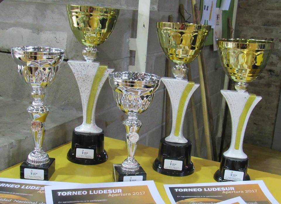 El equipo de básquet de la UCALP se consagró campeón