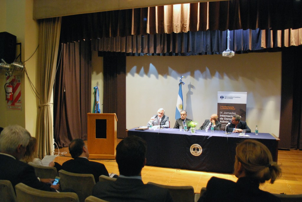 IX Jornadas Internacionales de Derecho Administrativo