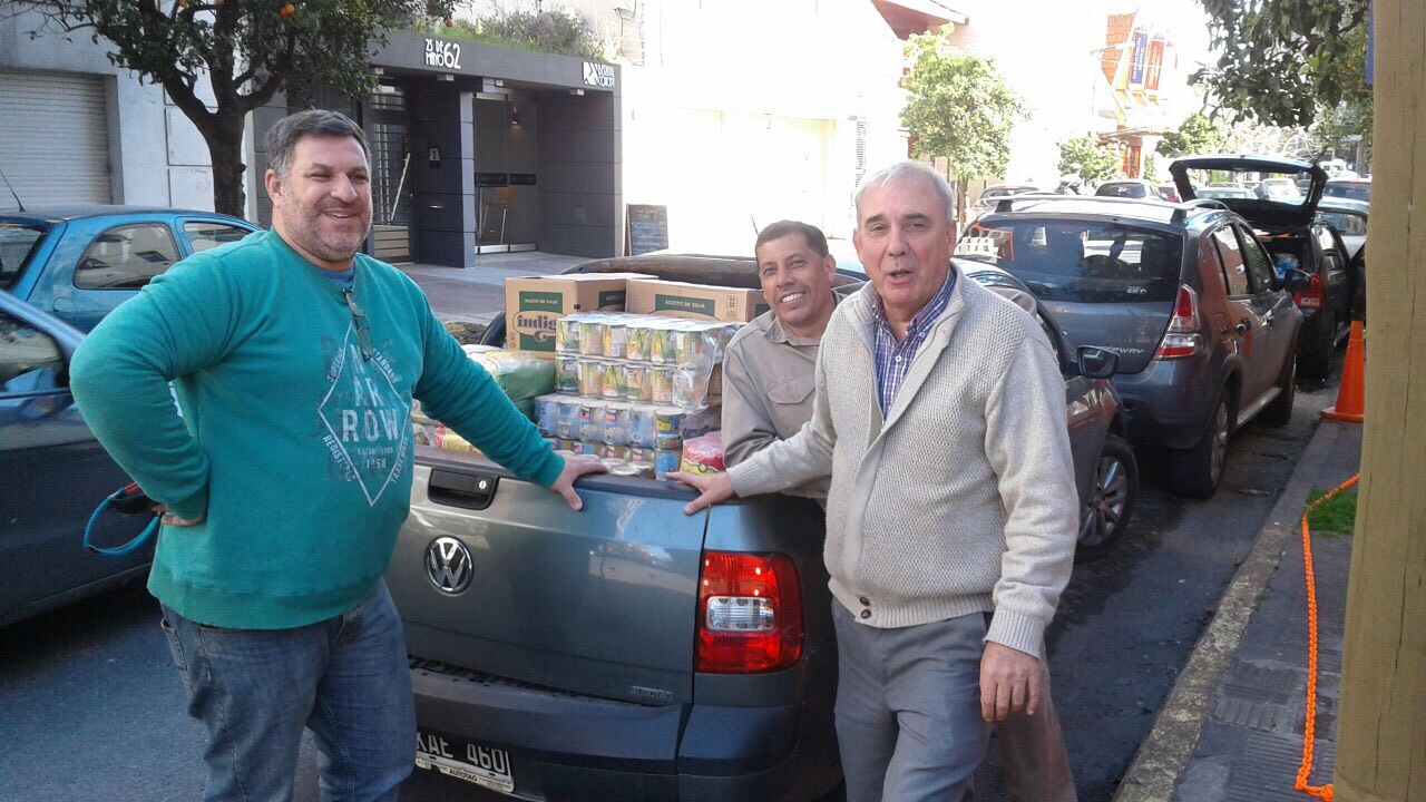 La Sede Bernal acercó donaciones a los inundados de Quilmes y Florencio Varela