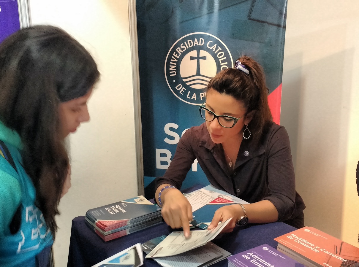 La Sede Bernal participó de diversas ferias universitarias