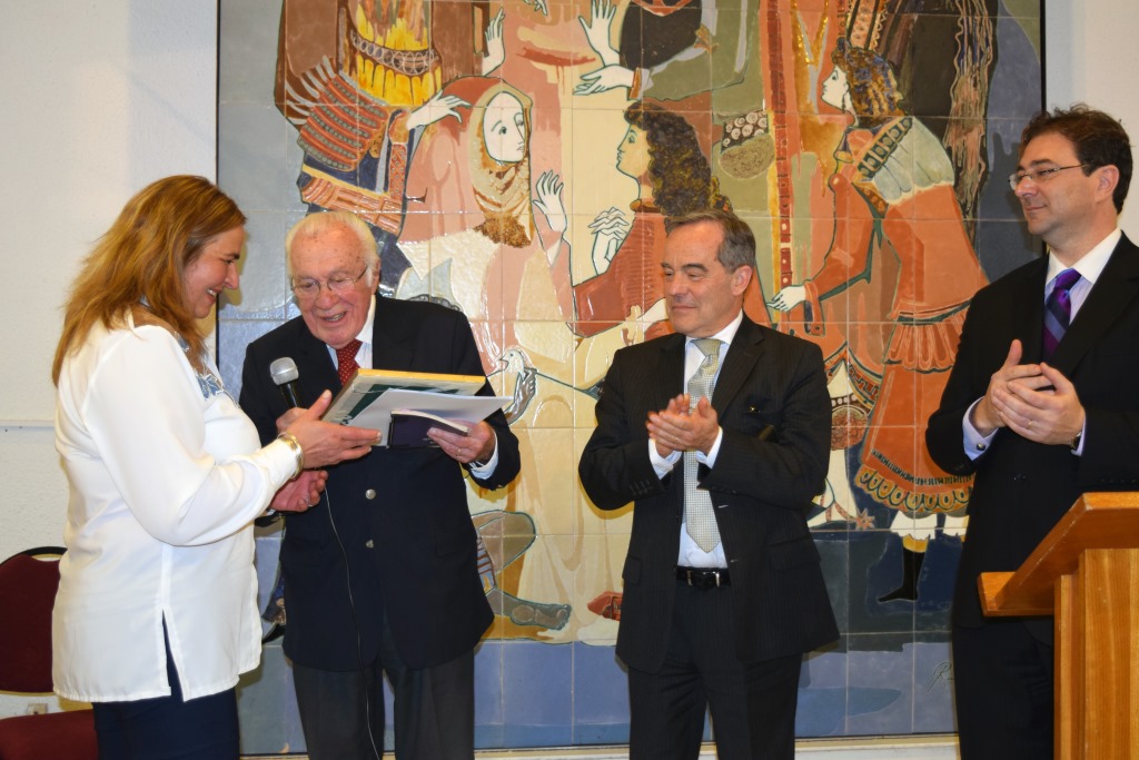 Homenaje al Dr. Osvaldo Honorio Mammoni    