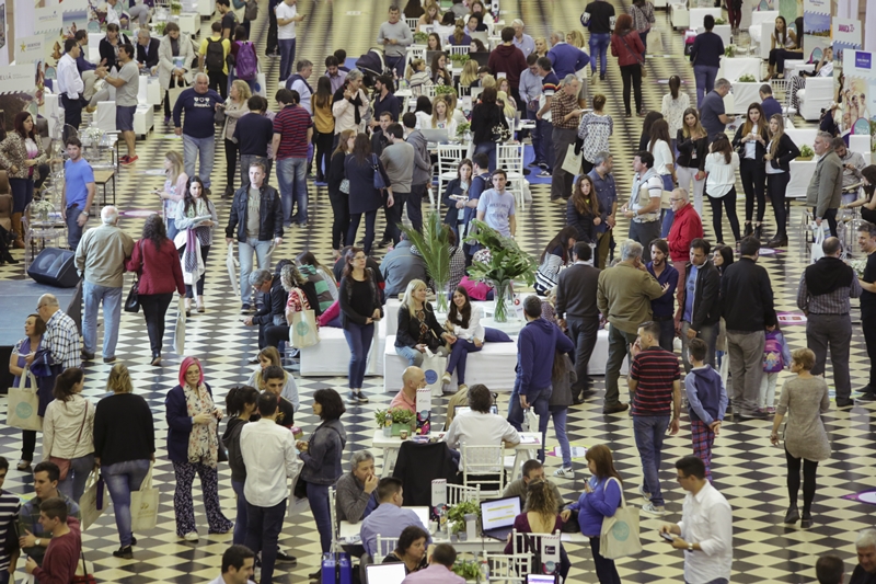 La UCALP en la Feria Viajar