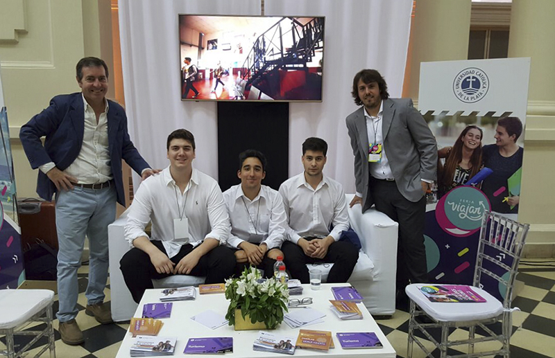 La UCALP en la Feria Viajar