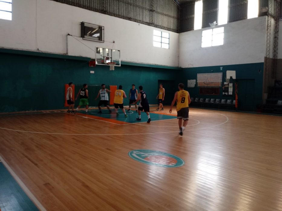 El equipo de básquet espera por la final