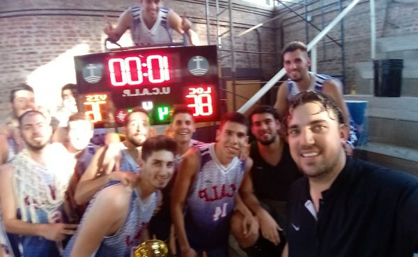 El equipo de básquet se consagró campeón