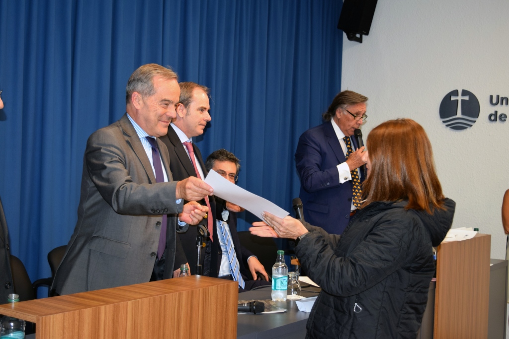 Finalizó la Diplomatura en Corrupción Pública, Privada y Compliance