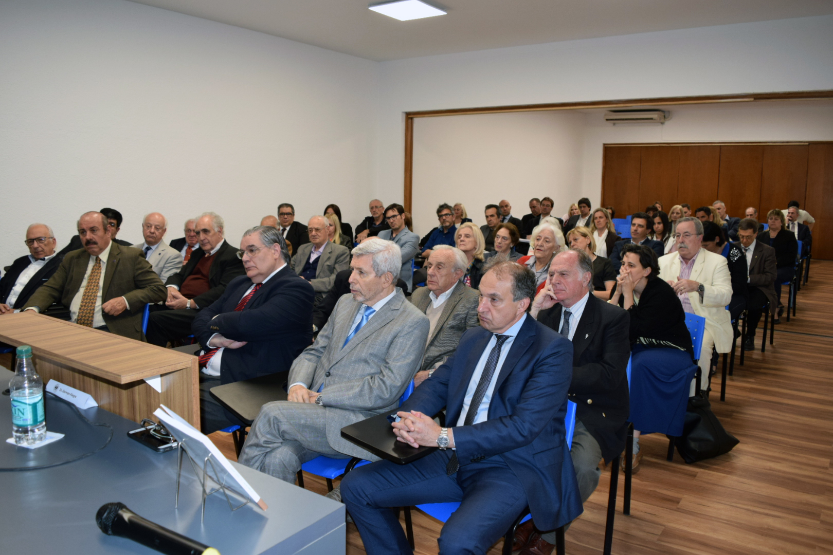Se presentó el libro La Educación en clave católica de Monseñor Aguer (2)