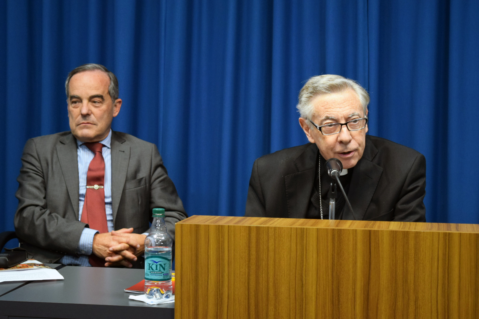 Se presentó el libro La Educación en clave católica de Monseñor Aguer (4)