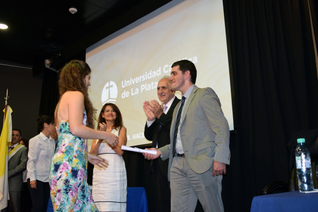 Acto de colación de la Facultad de Ciencias Económicas y Sociales