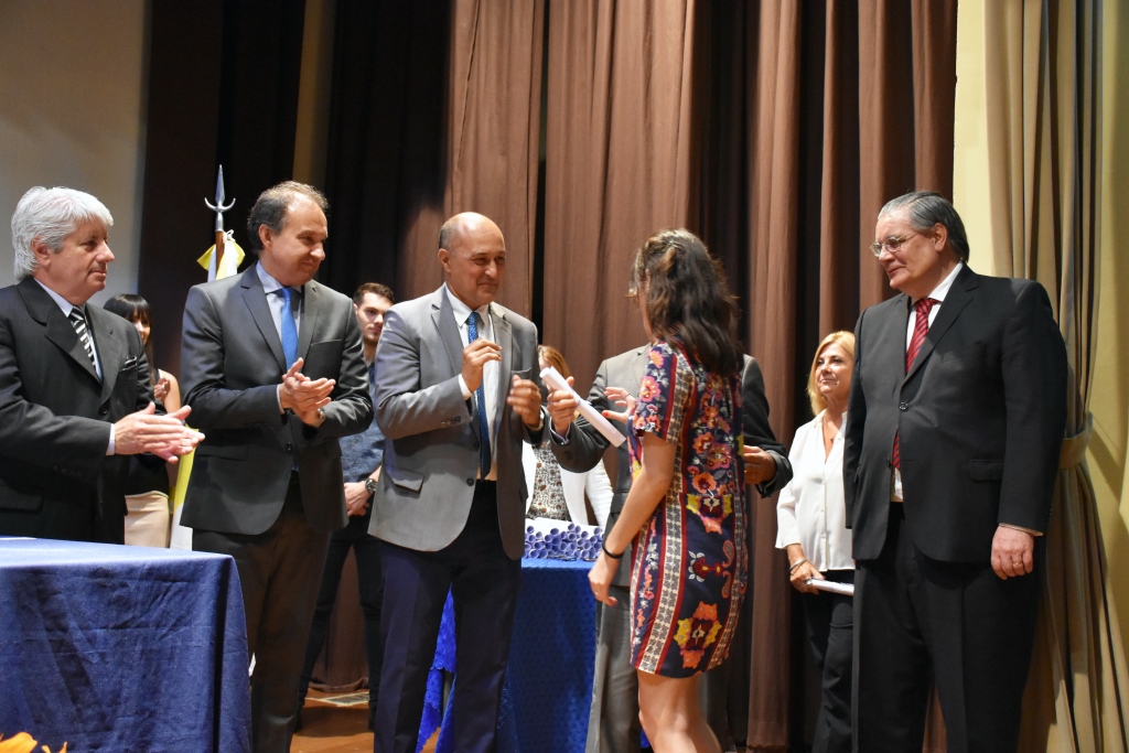 Entrega de diplomas de la Facultad de Derecho y Ciencias Políticas