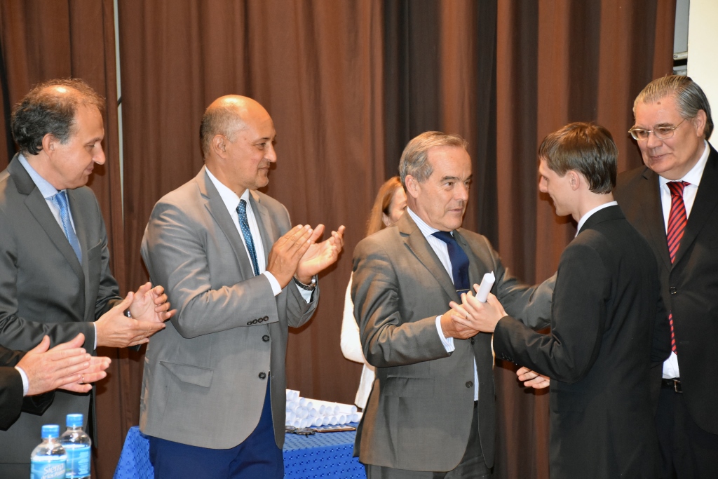 Entrega de diplomas de la Facultad de Derecho y Ciencias Políticas
